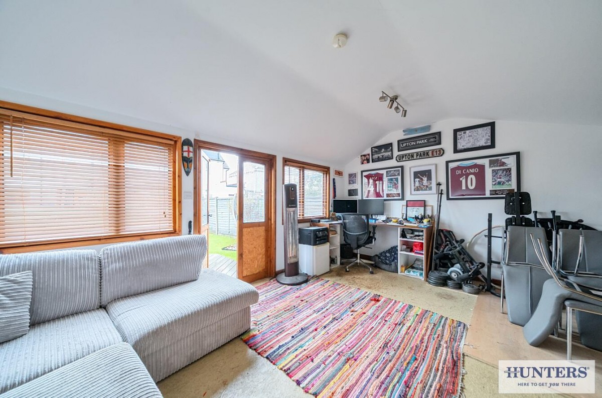 Vaughan Road, Welling