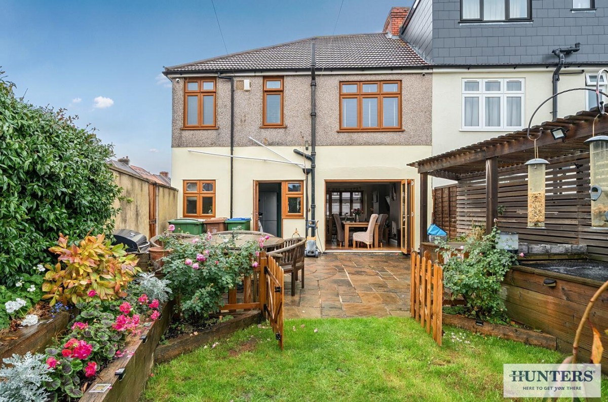 Vaughan Road, Welling