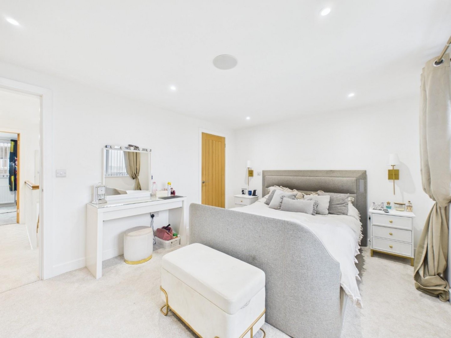 West View Close, Shipley