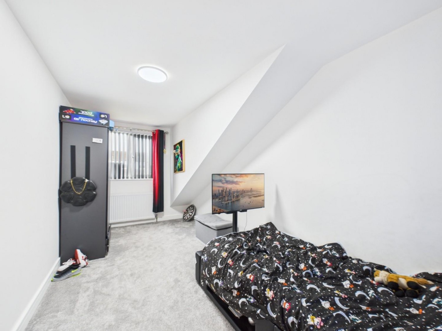 West View Close, Shipley