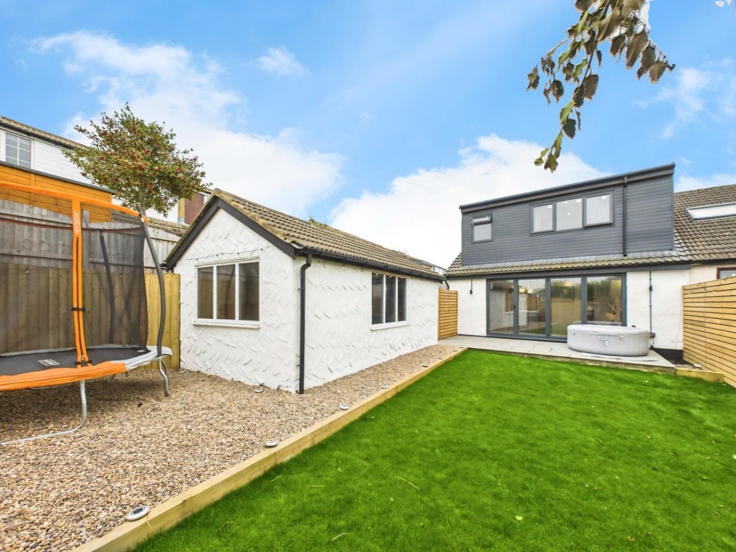 West View Close, Shipley