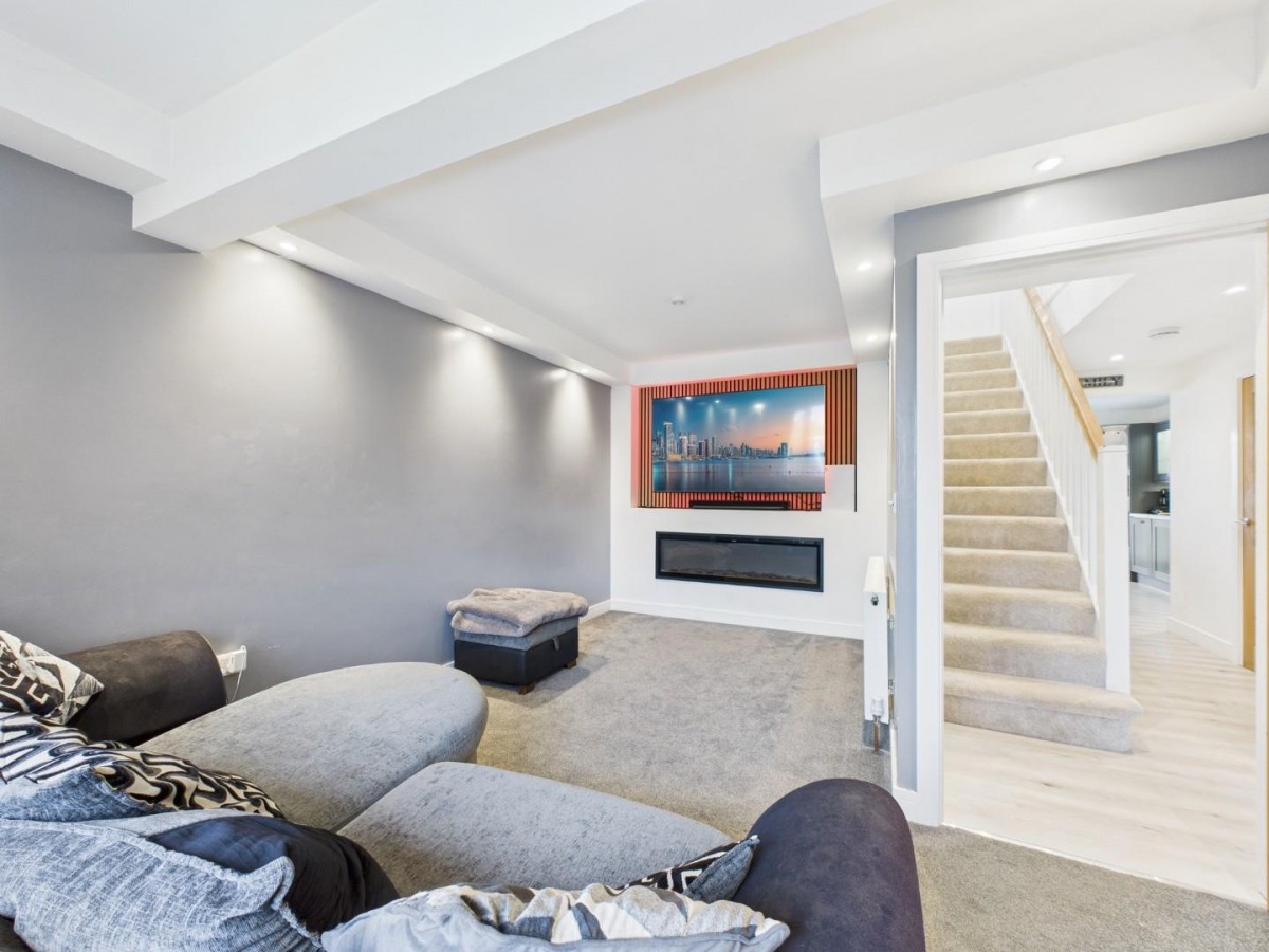 West View Close, Shipley