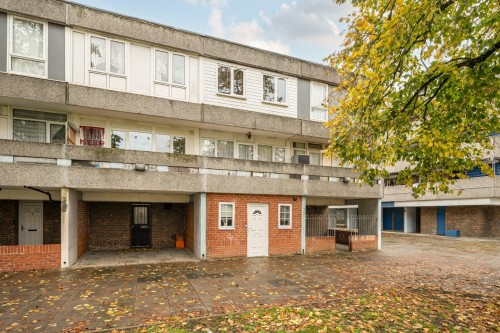 Holstein Way, Erith, DA18 4DJ
