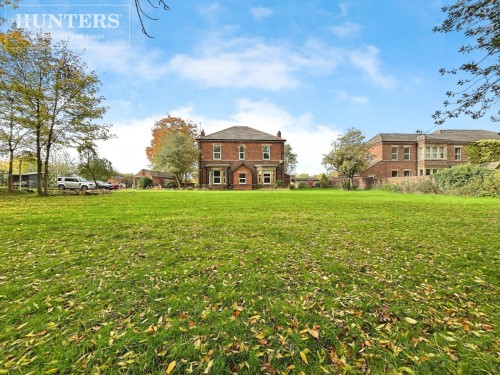 Lund Hill Lane, Royston, Barnsley