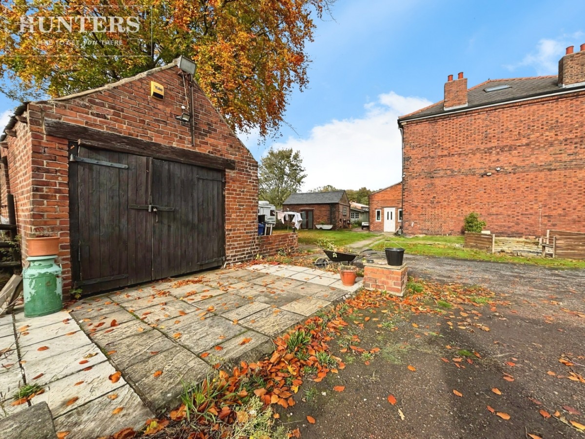 Lund Hill Lane, Royston, Barnsley