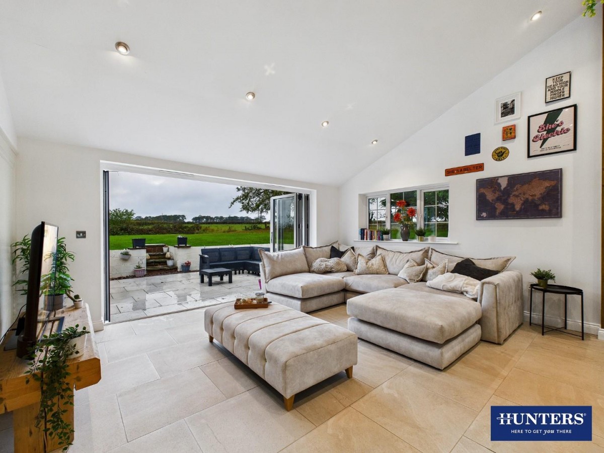 Oaks Cottage, Wicketthorn, Kirkpatrick Fleming, DG11