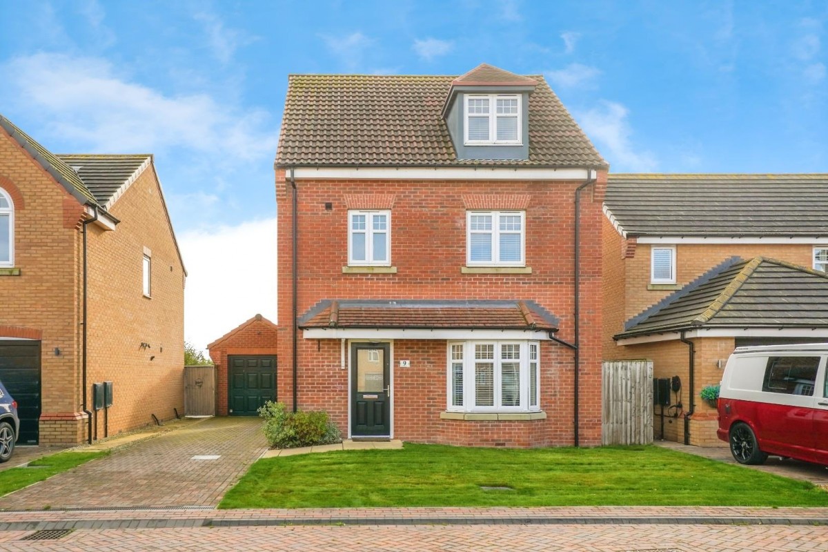 Waddington Drive, Snaith, DN14 9FA