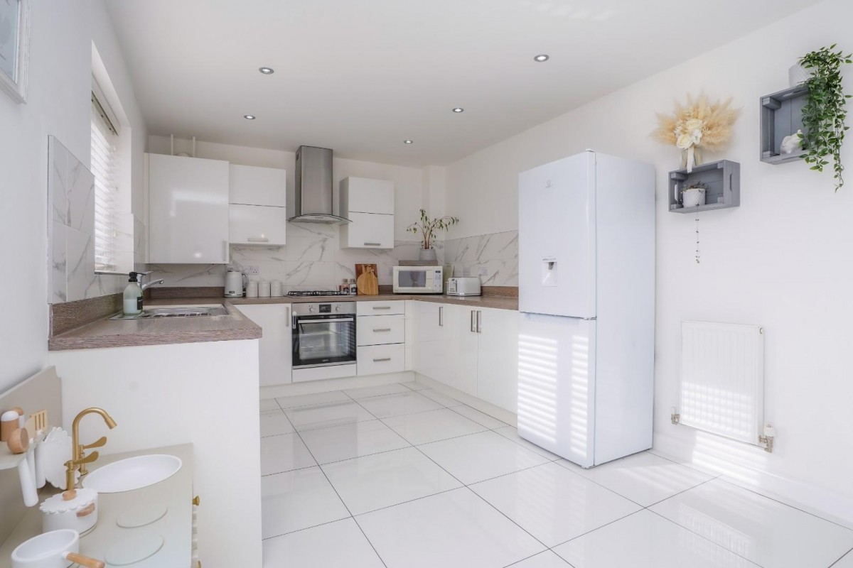 Waddington Drive, Snaith, DN14 9FA