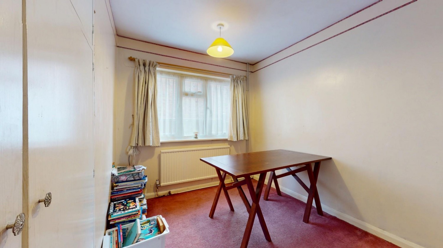 Tennyson Walk, Northfleet, Gravesend, DA11