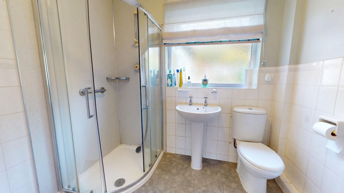 Tennyson Walk, Northfleet, Gravesend, DA11