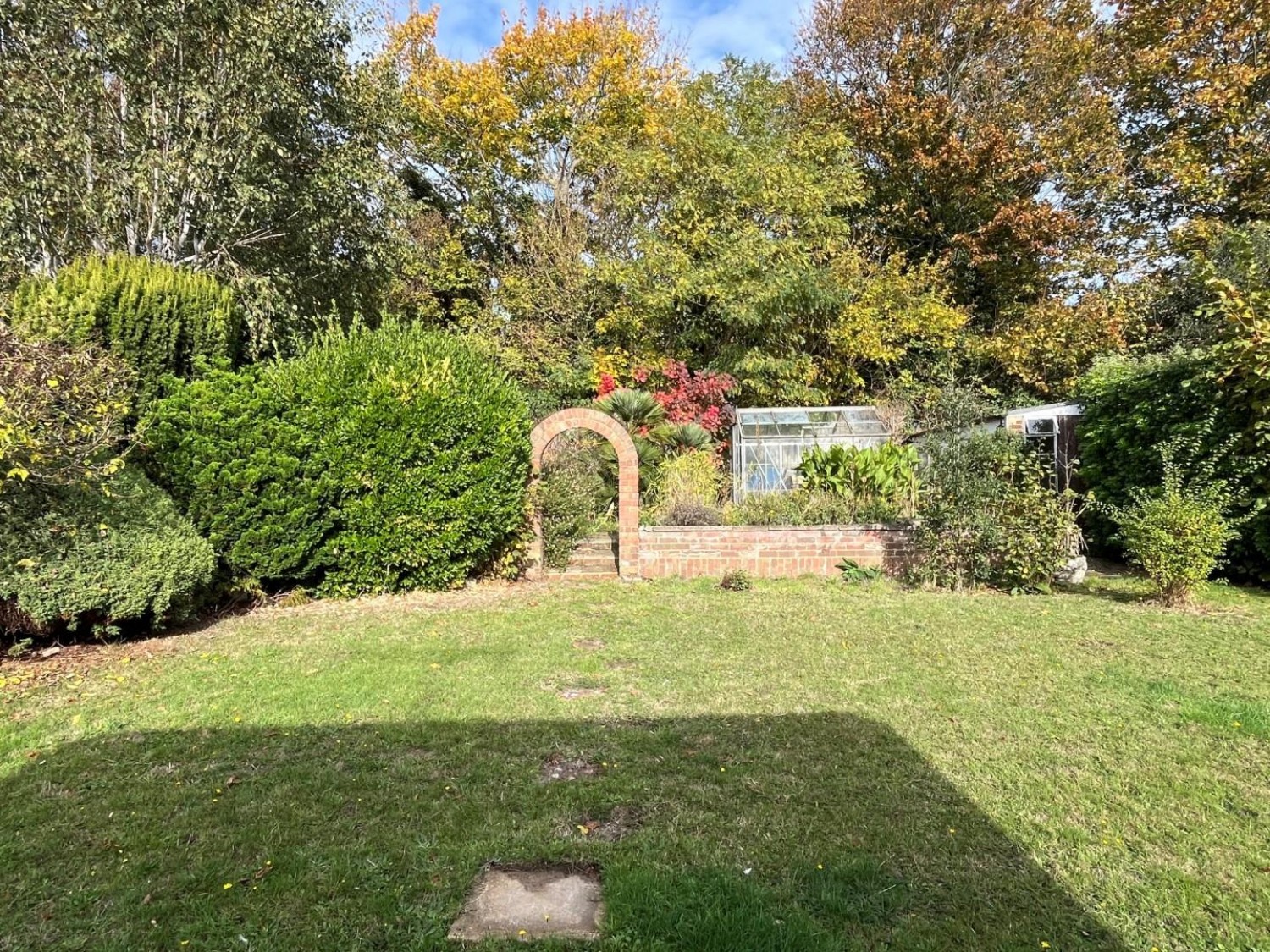 Tennyson Walk, Northfleet, Gravesend, DA11