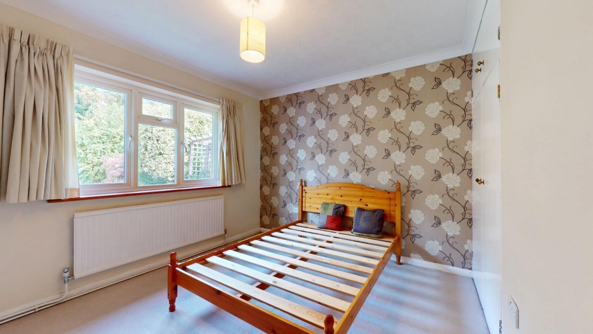 Tennyson Walk, Northfleet, Gravesend, DA11