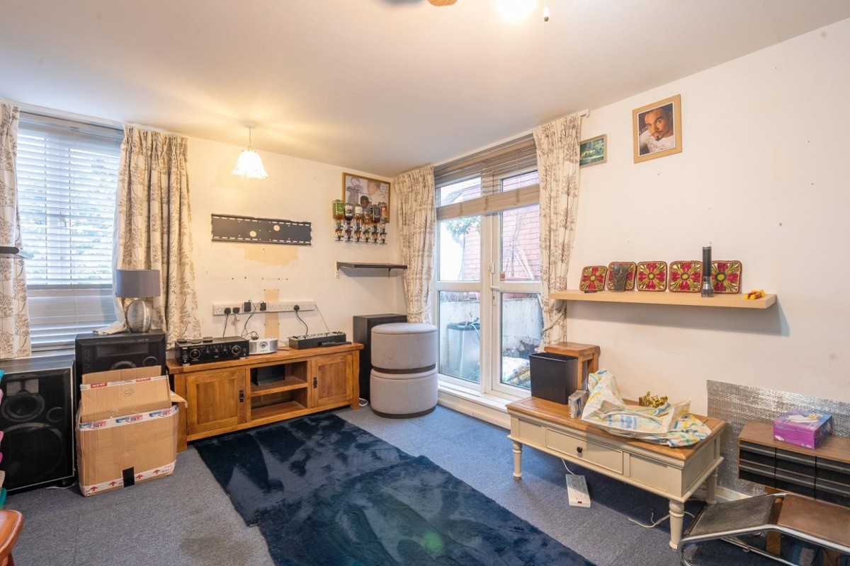 Tollhurst Drive, London, London