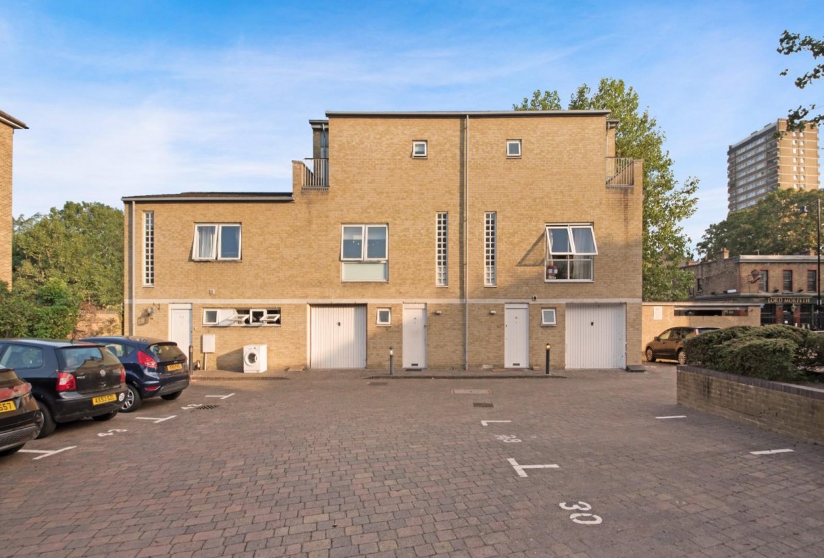 Printers Mews, London, E3