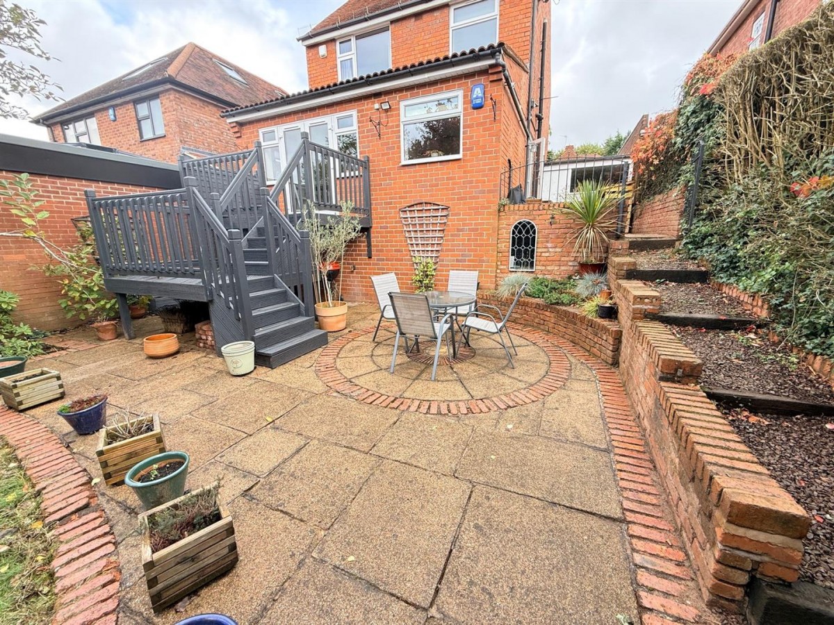 Beckman Road, Stourbridge, DY9 0TZ