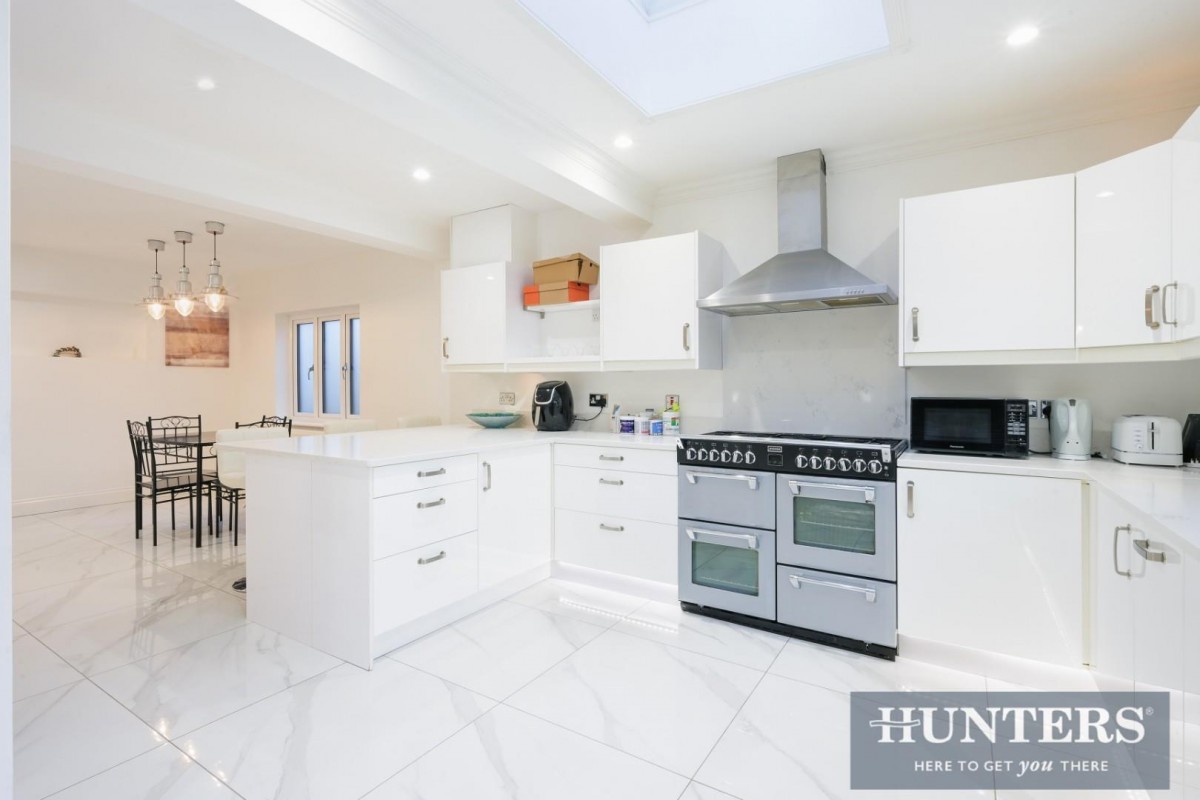 Rosebery Road, Epsom