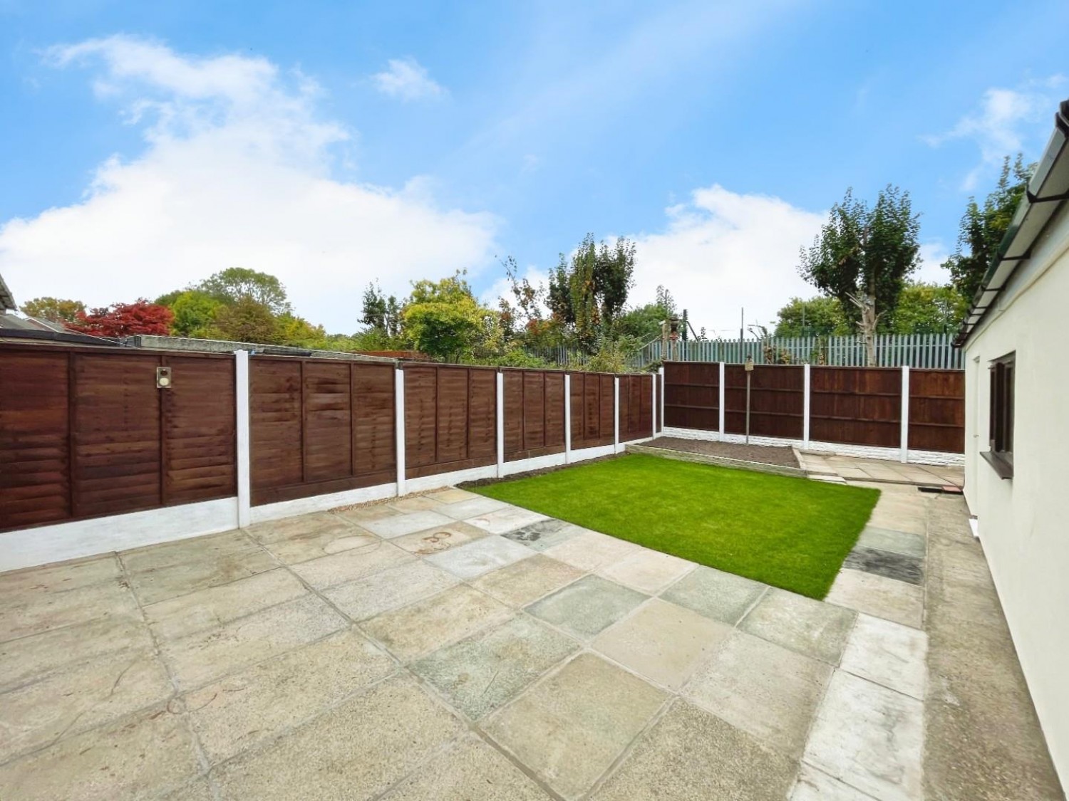 Berry Drive, Great Sutton, Ellesmere Port