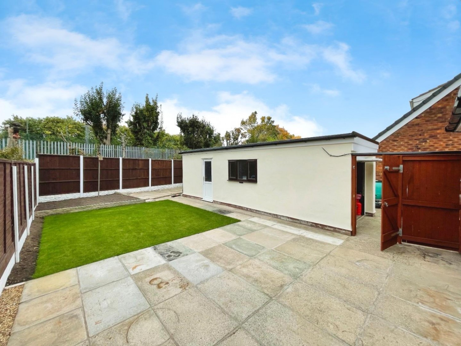 Berry Drive, Great Sutton, Ellesmere Port