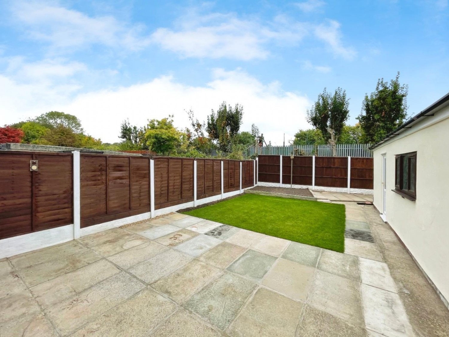 Berry Drive, Great Sutton, Ellesmere Port