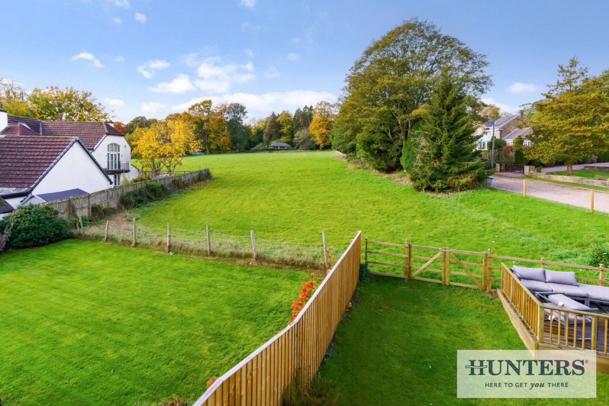 Acacia Park Terrace, Rawdon Border