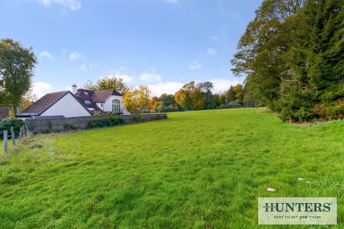 Acacia Park Terrace, Rawdon Border