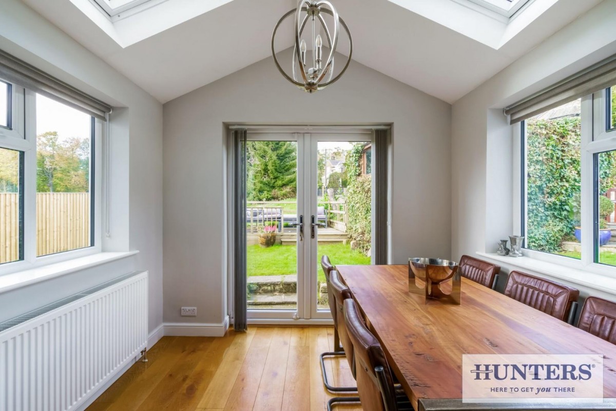 Acacia Park Terrace, Rawdon Border