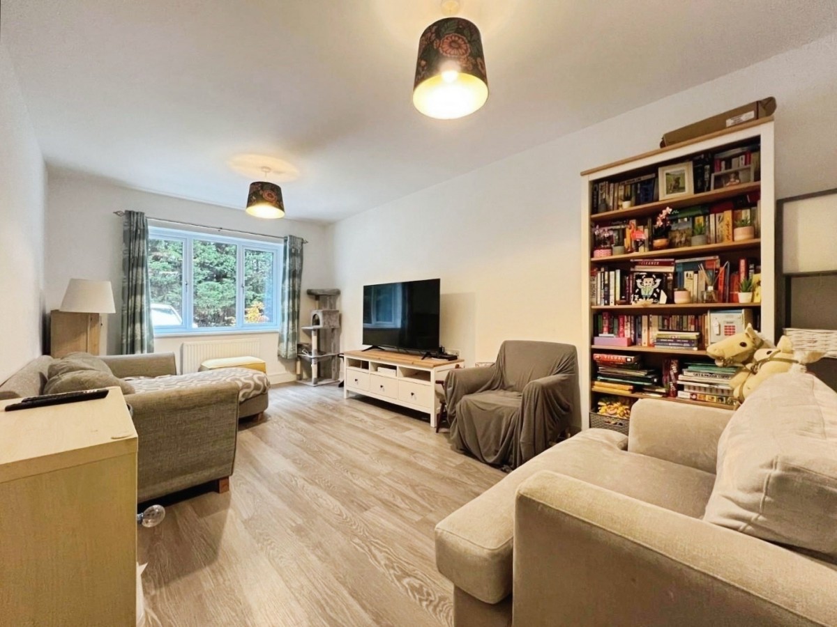 Foundry Rise, Dursley, Gloucestershire