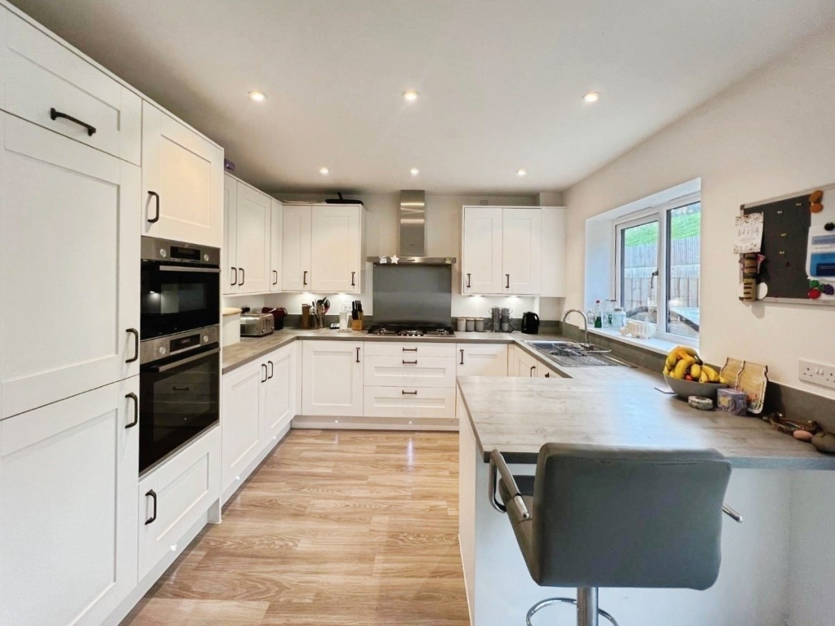 Foundry Rise, Dursley, Gloucestershire