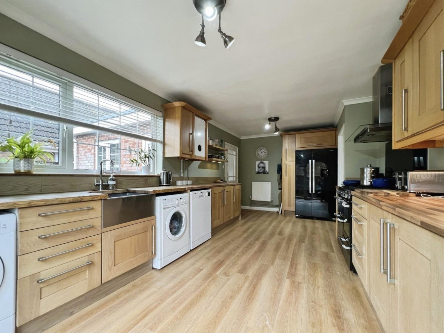 Station Road, Lyminge