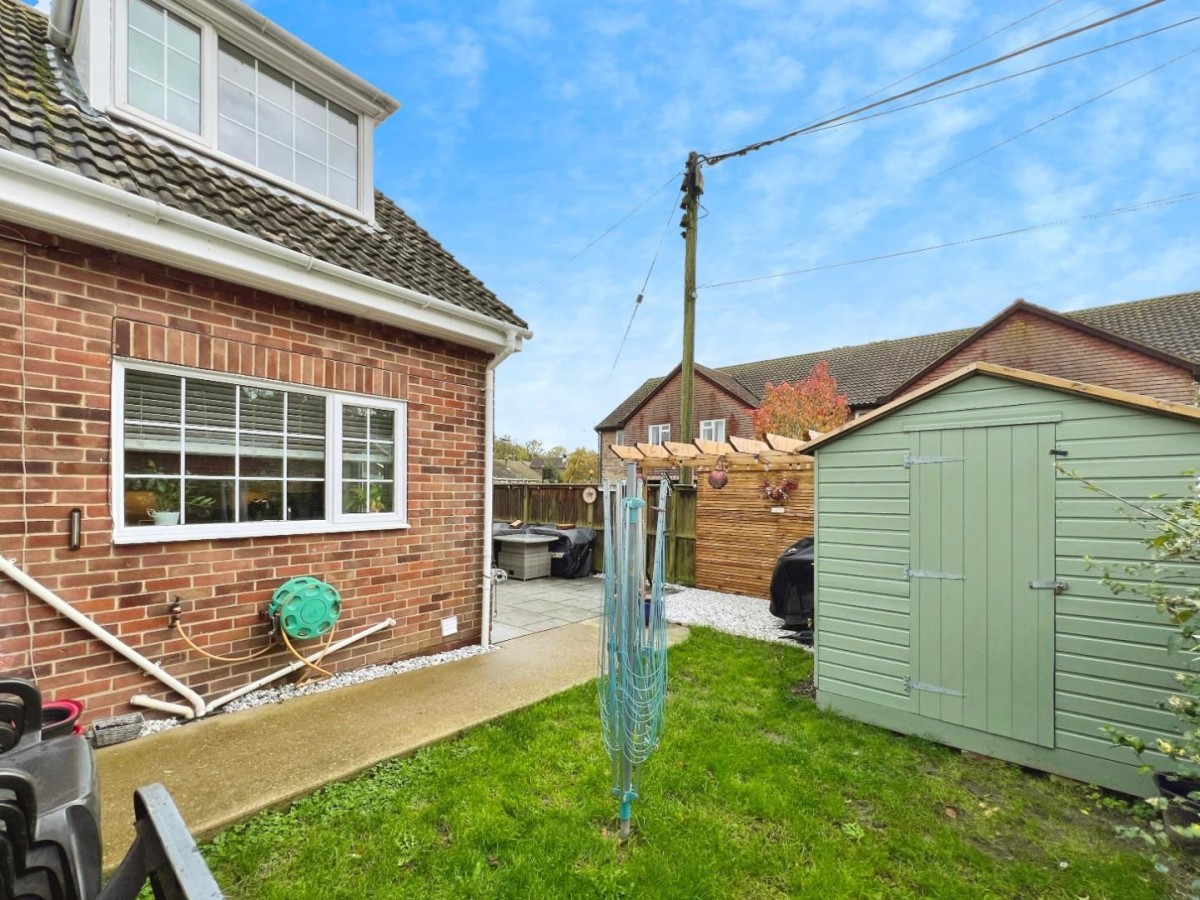 Station Road, Lyminge