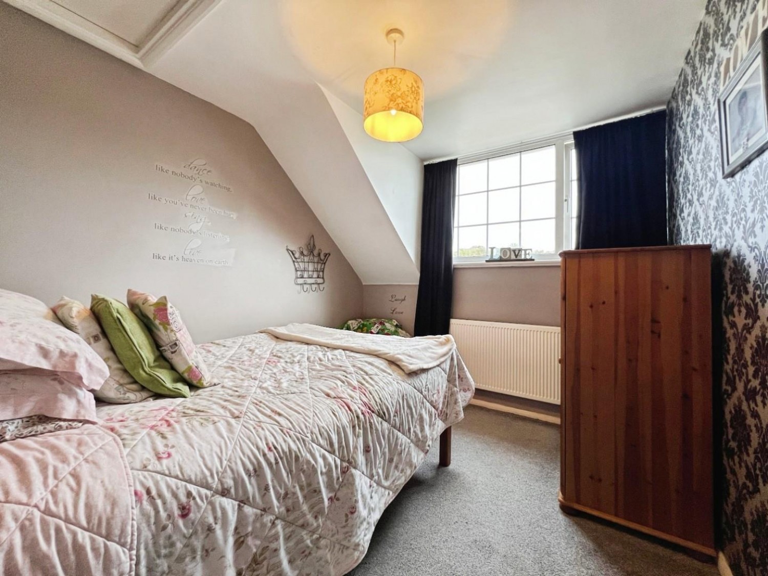 Station Road, Lyminge