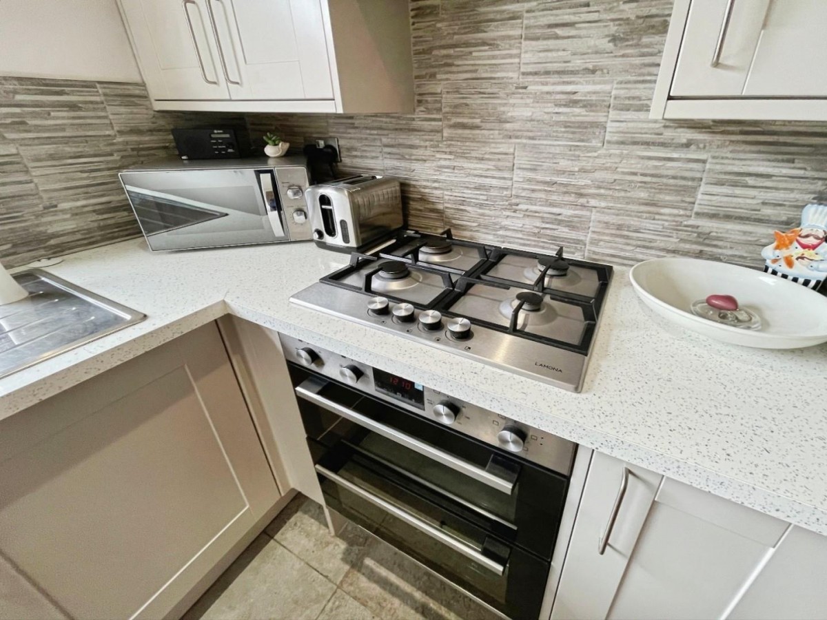 Luton Road, Ellesmere Port