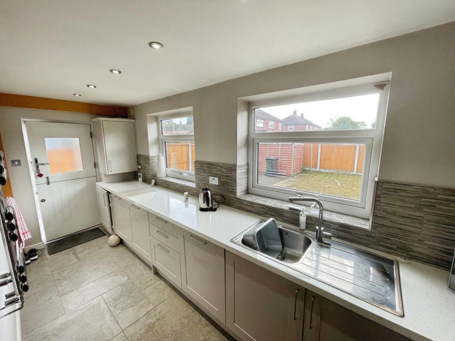 Luton Road, Ellesmere Port