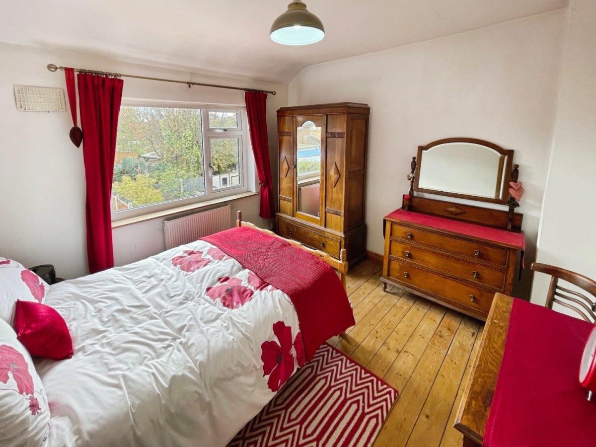 Luton Road, Ellesmere Port