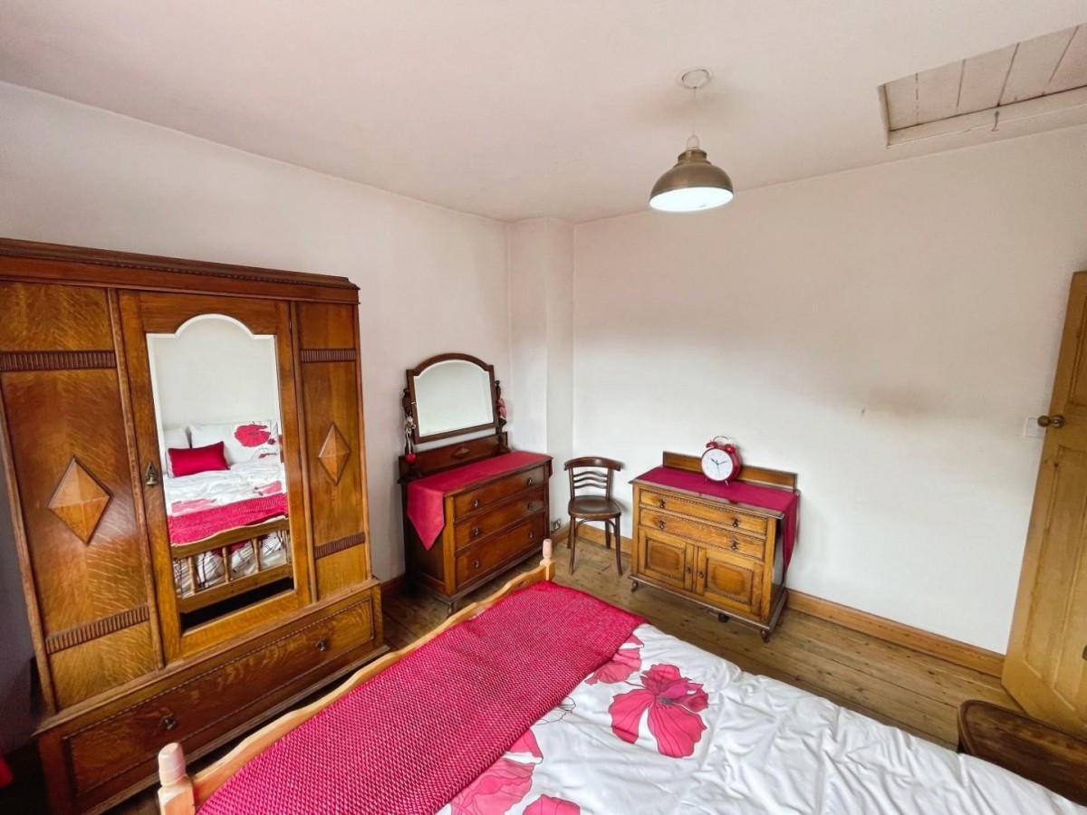 Luton Road, Ellesmere Port