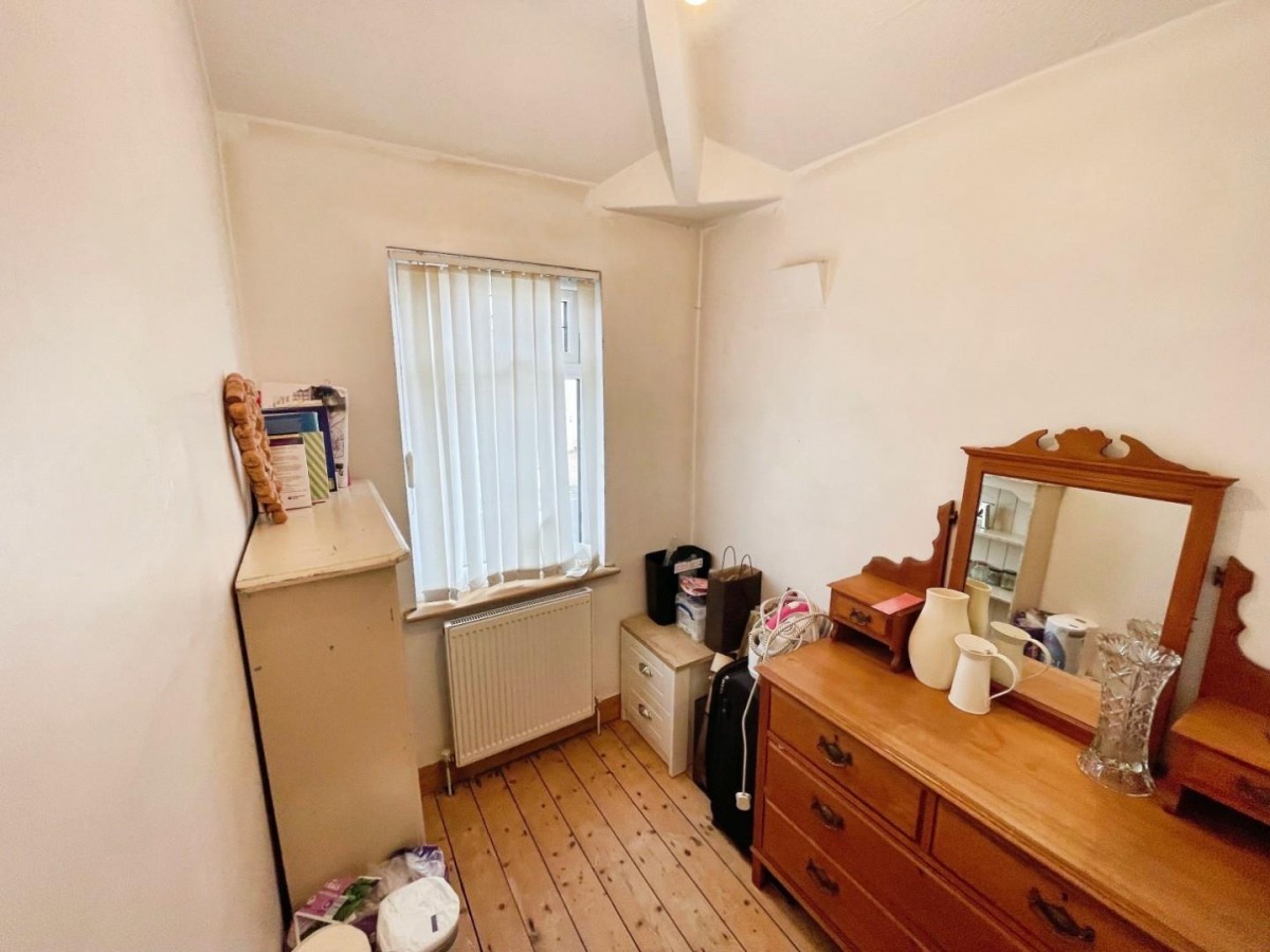 Luton Road, Ellesmere Port