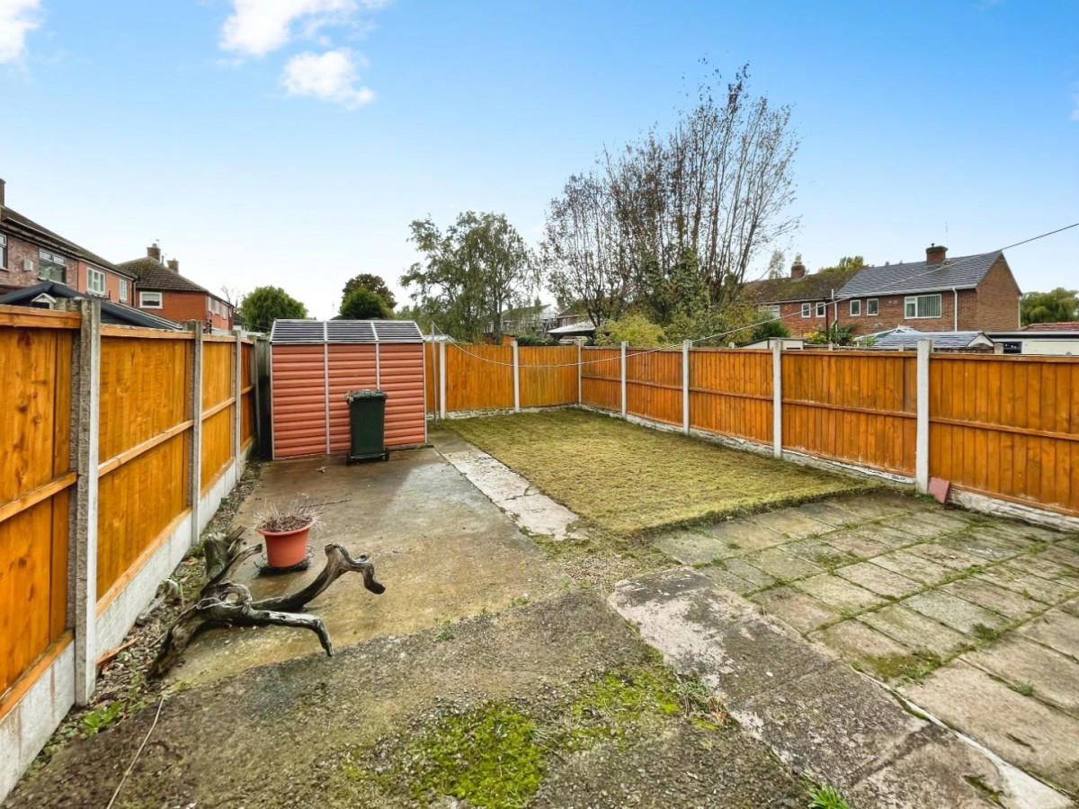 Luton Road, Ellesmere Port