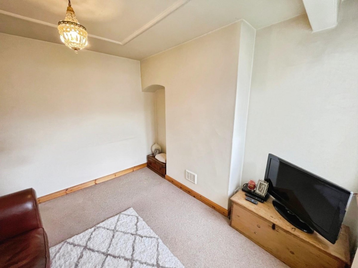 Luton Road, Ellesmere Port