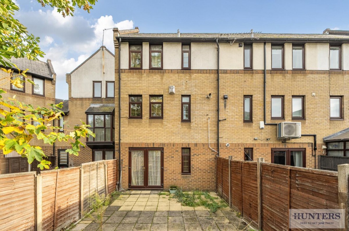 Dolphin Close, Thamesmead