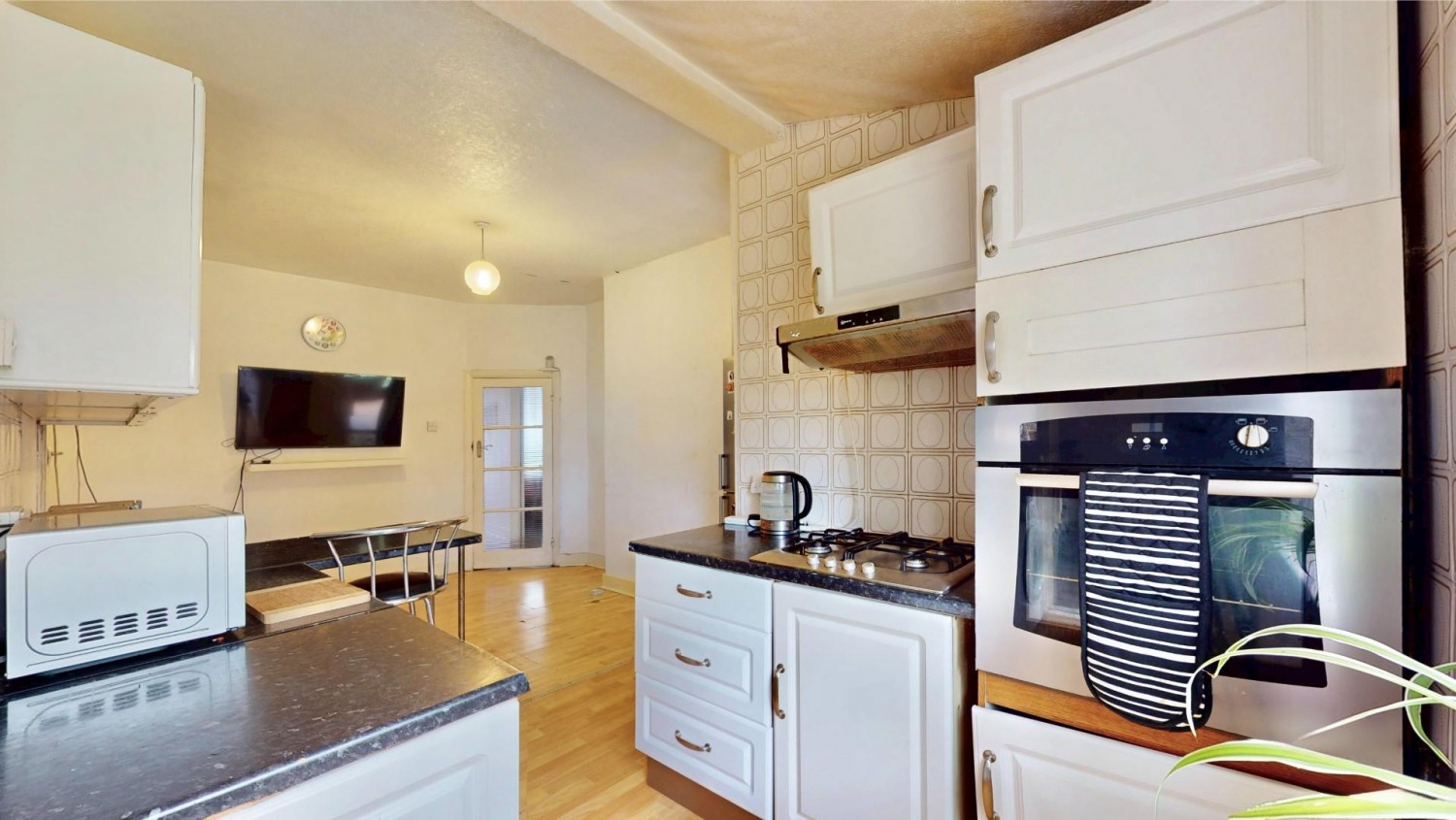 Burlington Gardens, Chadwell Heath, RM6