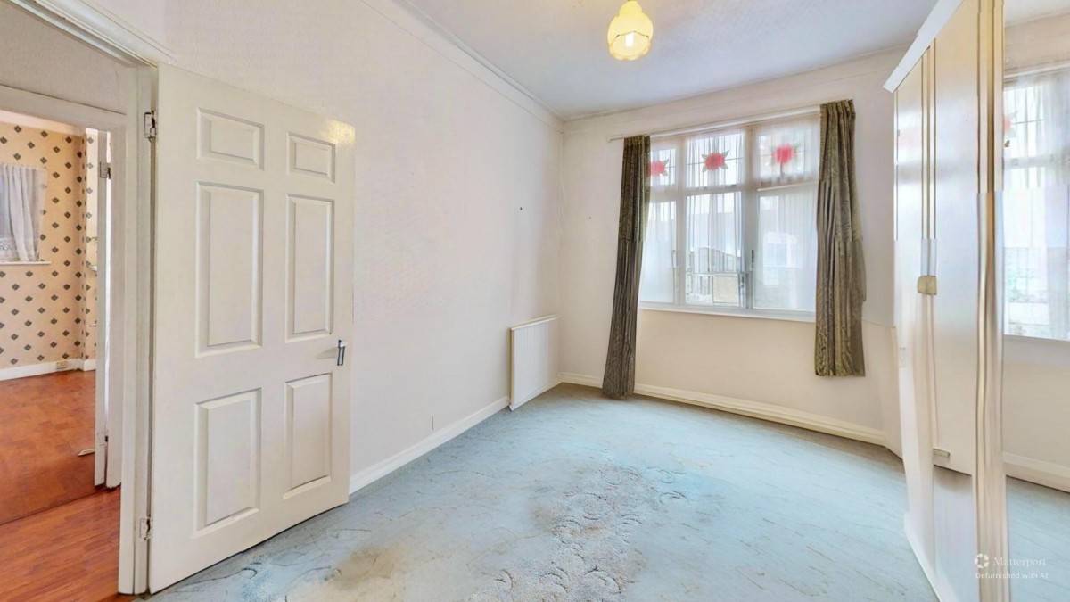 Burlington Gardens, Chadwell Heath, RM6