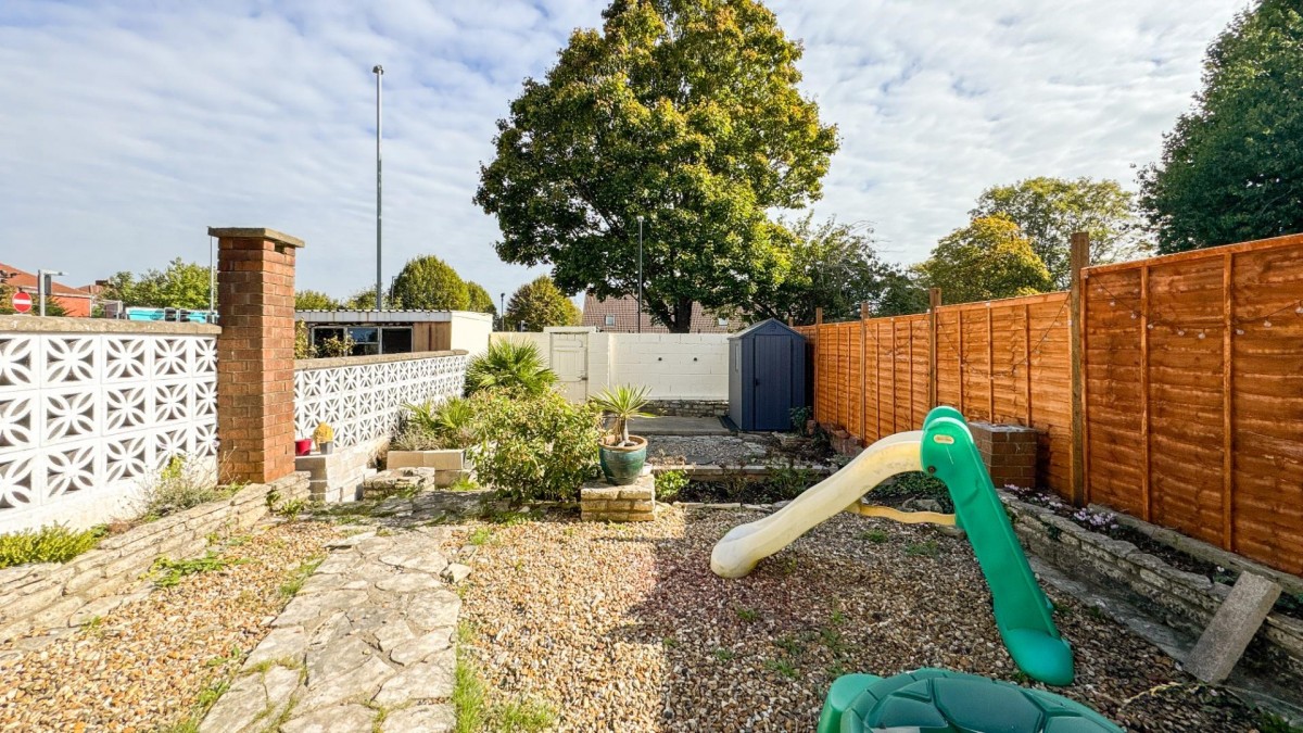 Aylesbury Road, Bedminster, BS3 5NL