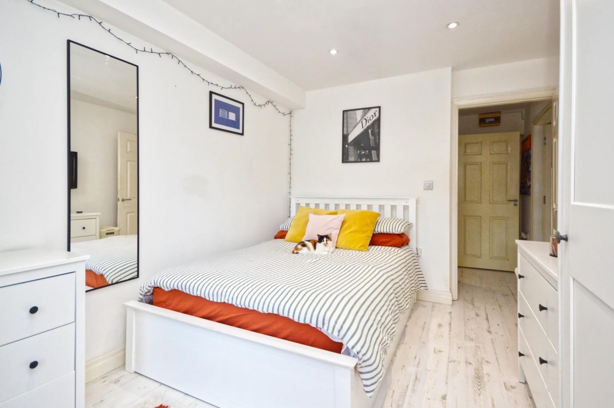 Cardill Close, Bristol