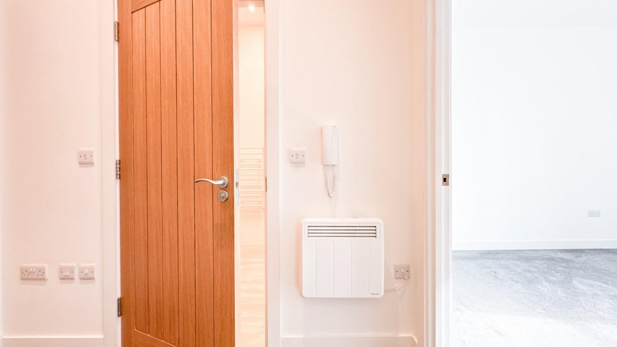 St Peters, Bedminster Parade, BS3 4AQ