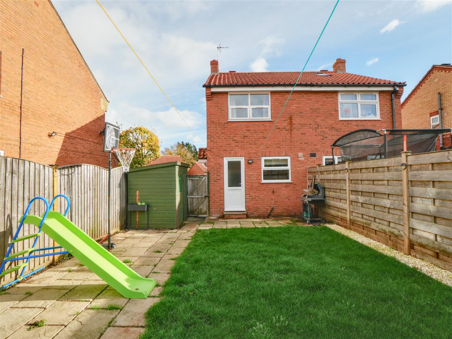 Chase Garth Road, Easingwold, York, YO61 3GG