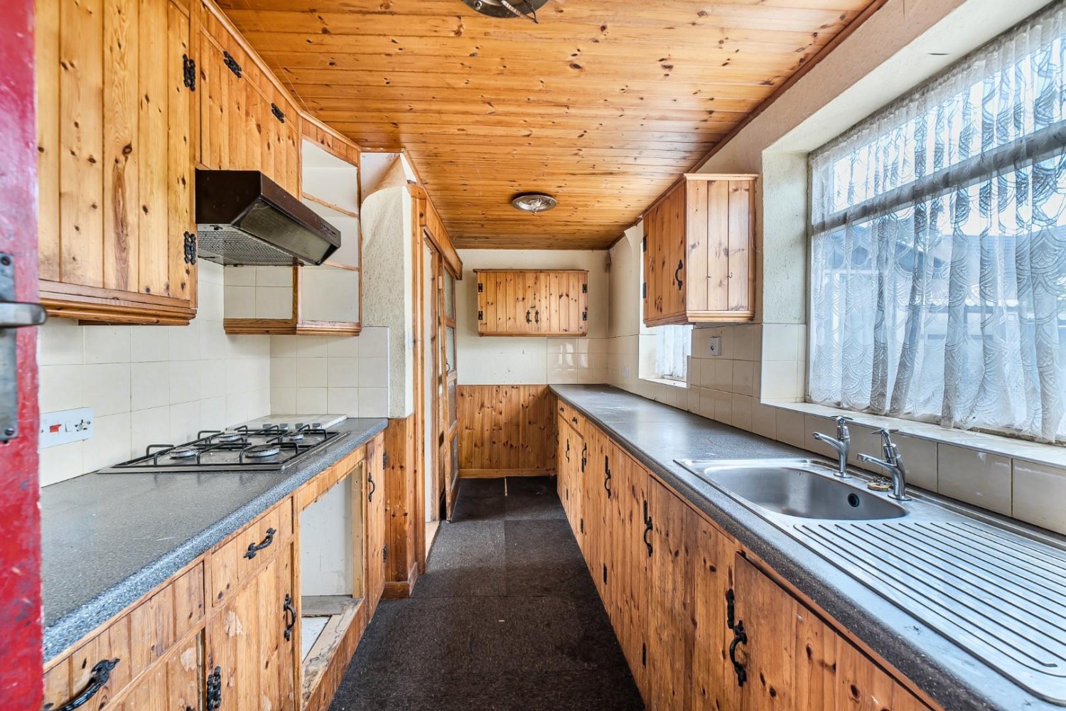 Second Avenue, Wetherby