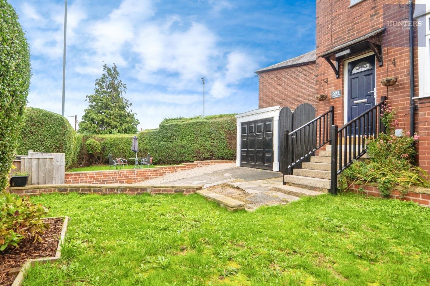 Leeds & Bradford Road, Leeds