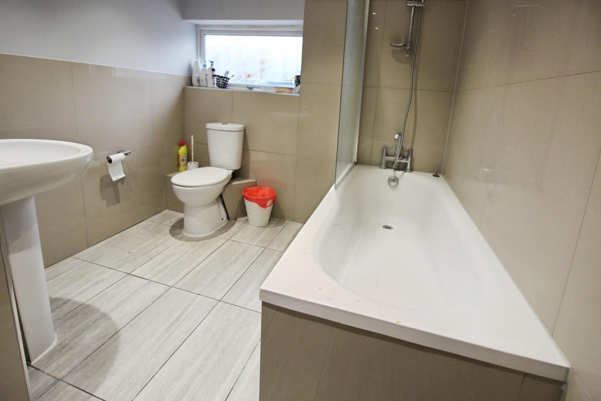 Gilbert Road, Belvedere