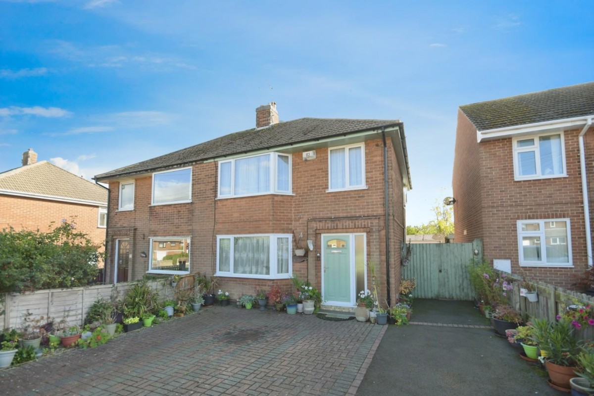 Rose Avenue, Calow, Chesterfield, S44 5TH
