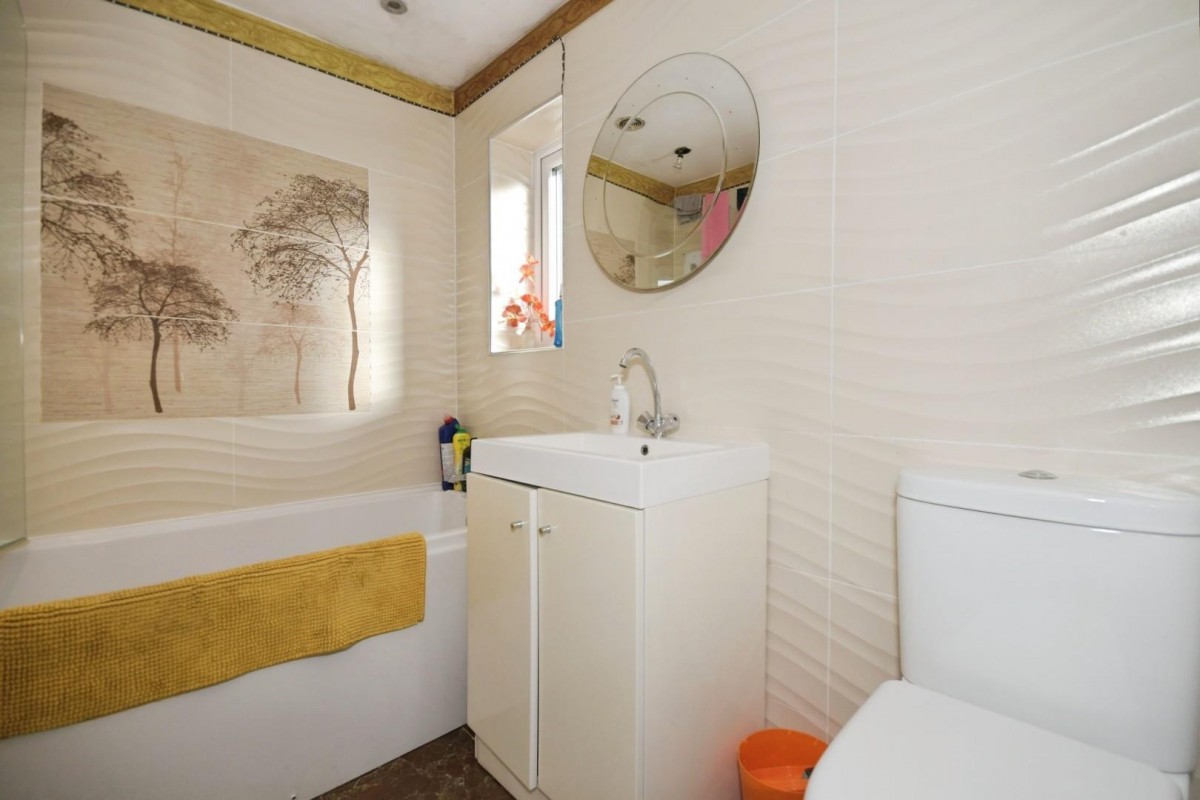 Rose Avenue, Calow, Chesterfield, S44 5TH